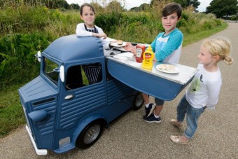 Miniatűr food truck, meg kell zabálni!