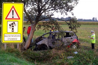 Megrázó fotókon a ráckevei halálos baleset