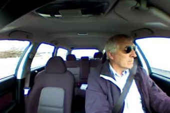 Kamerával figyeltetné az utasokat egy beszállító