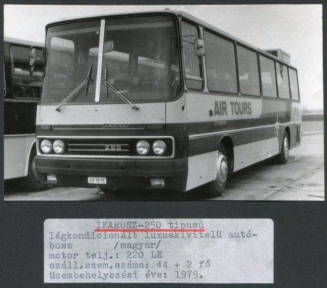 Nyugdíjas Ikarus-ok Ferihegyen 2 Luxusbusz. Mi más?