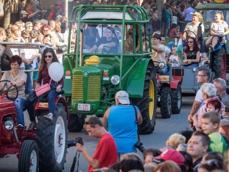Az élet császárai most Hajdúböszörményen vannak 7 | Vezess Képkivágás
