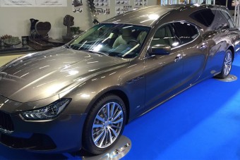 Újabb halottaskocsi, amivel stílusos a távozás