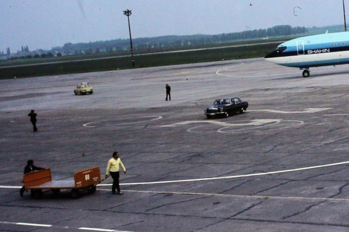 Kincsek a maléves időkből 13 Wartburg és Mohammad Reza Pahlavi iráni sah Boeing 707 típusú repülőgépe