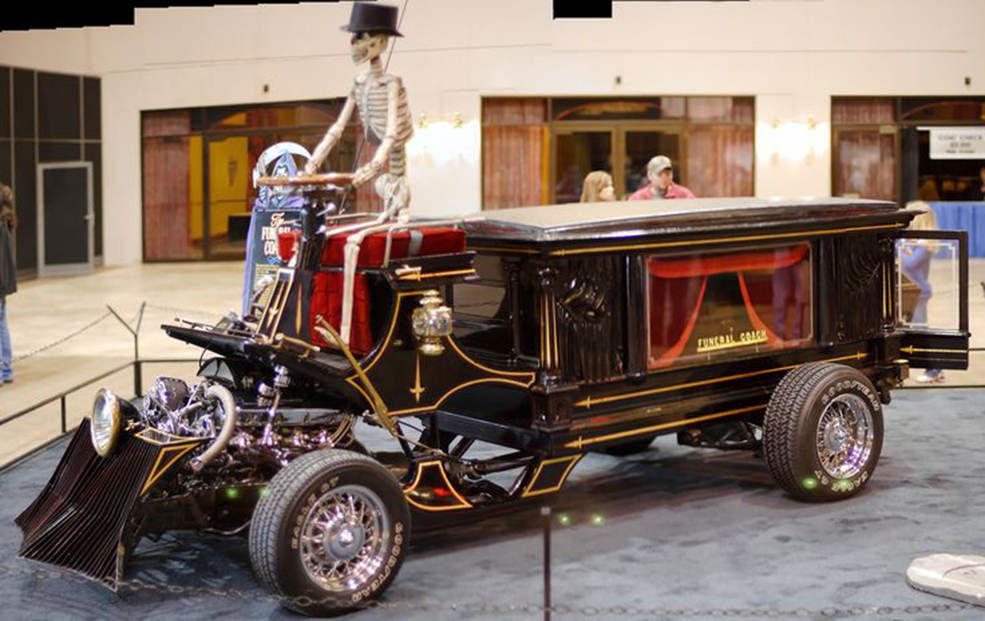 A 10 legmenőbb halottaskocsi, ha lehet így fogalmazni 6 strange-crazy-funeral-vehicles-cars-05
