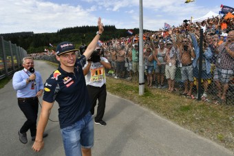 F1: Testőröket Verstappennek?