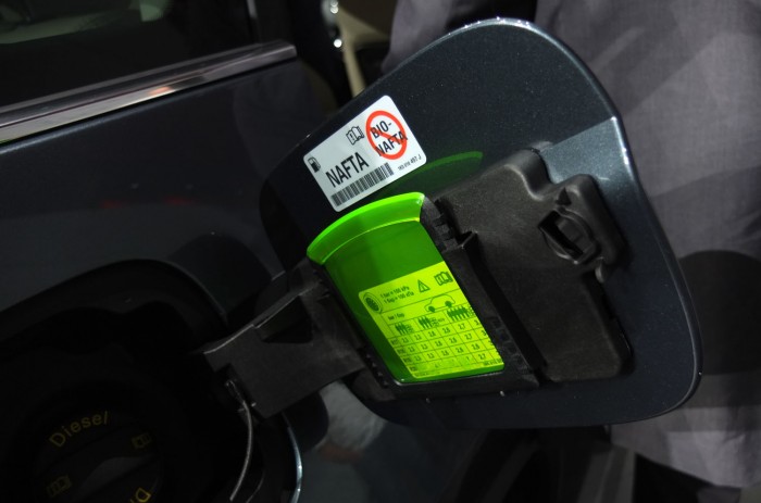Íme, a medve ihlette hétszemélyes Škoda, a Kodiaq 3 Mára természetes, hogy a Skoda apró ötletekkel teszi érdekesebbé típusait, ez most sincs másként, a jégkaparó alap.