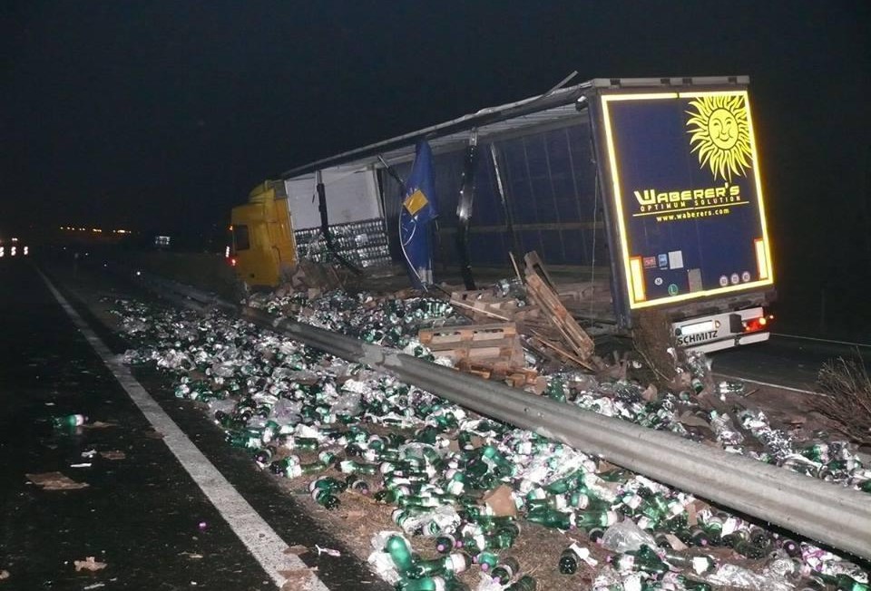 0a2fbcb77354e037a918da836181bd