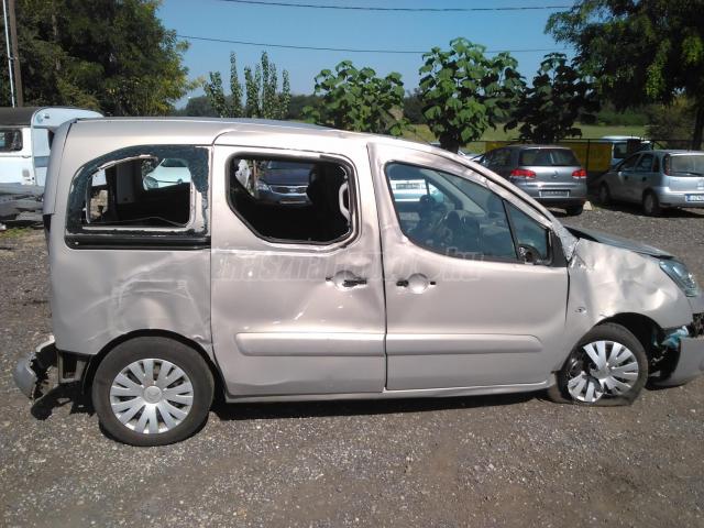 “Némileg megviselt” Citroën eladó – Így is lehet mondani… 1 | Vezess 10533417_4