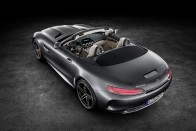 Duplázva nyit az AMG GT Roadster 34