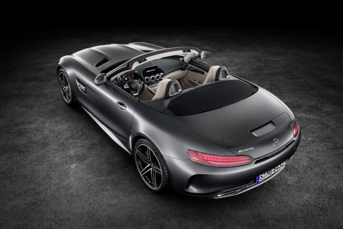 Duplázva nyit az AMG GT Roadster 40