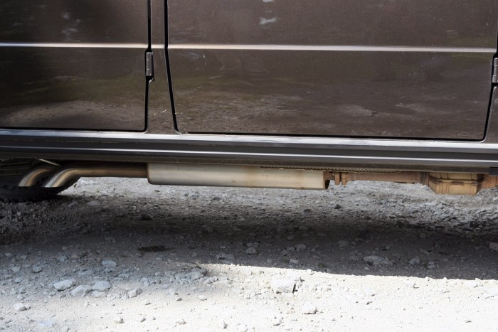 Mindent kibír: Mercedes Benz G 500 97 Veszélyben a kipufogó