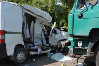 Halálos baleset rossz fék és kopott gumik miatt