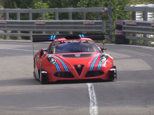 600 lóerős szárnyas ördögöt faragtak az Alfa Romeo 4C-ből