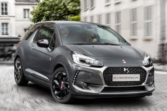 Sportos elegancia: jön a DS Performance Line