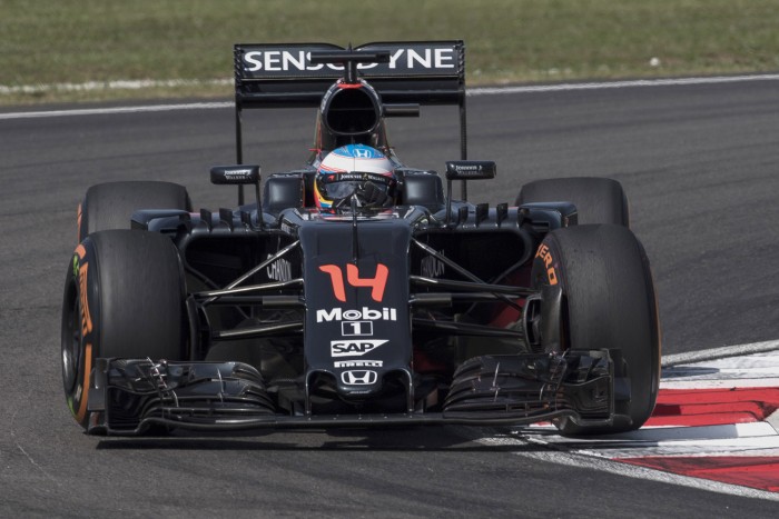 F1: Nem akar égni otthon a McLaren-Honda