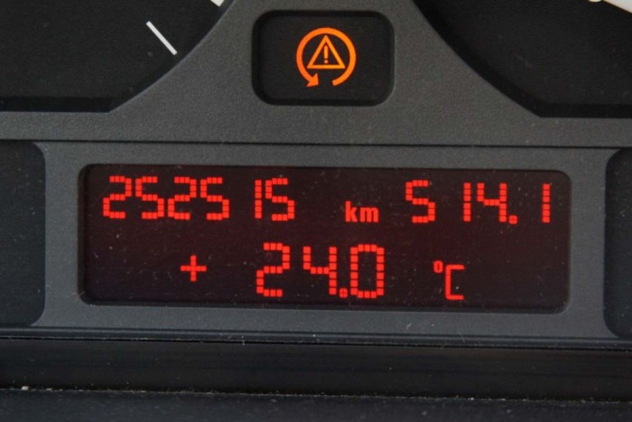 Használt autó: dízel vagy benzines? 2 Reálisan ennél többet futottak a ma kapható E46-os dízel BMW-k, kivétlek persze vannak, talán nem annyi, mint 400-500 ezerről visszatekert órás 320d
