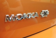 Férfiassággal hódítana az Opel Mokka X 33