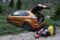 Csak nekünk új: Ford Edge 54