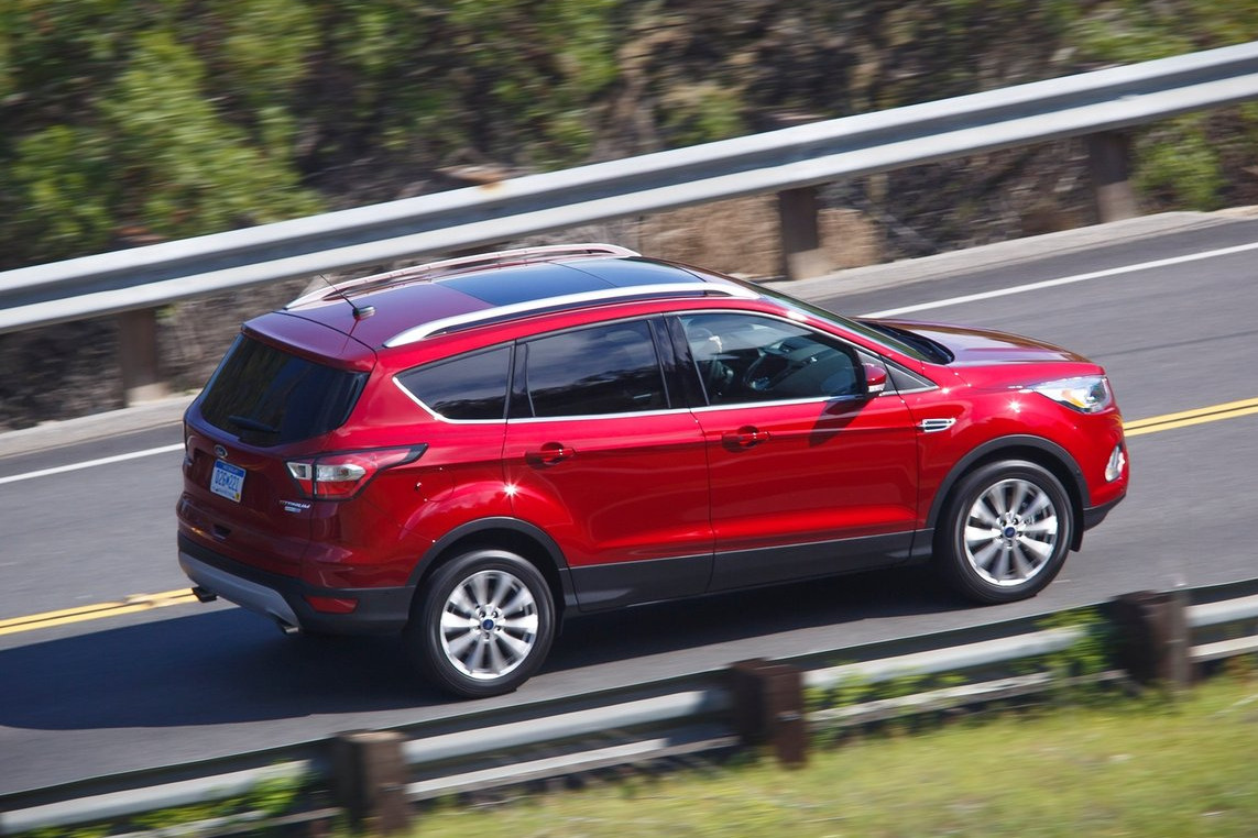 Ford-Escape-2017-1600-0f | Vezess | Vezess