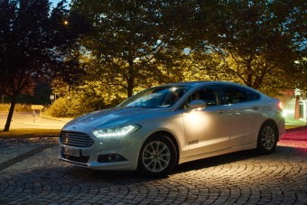 Időjárás vezérli a Ford lámpáit