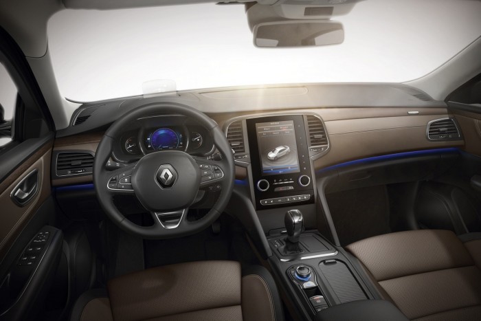 Kombitámadás – itt vannak a nagyfenekű Renault-k! 5 Egy fullos Talisman műszerfala: így az igazi ez az autó