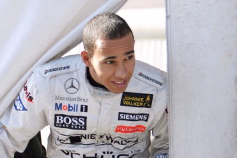 Hamilton tíz éve nem F1-szűz