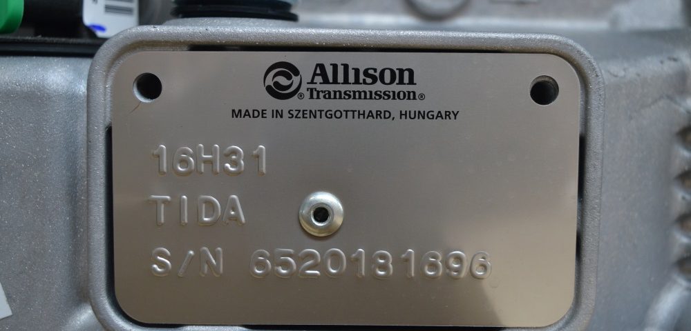 Rászól a gép magyar melósra ha figyelmetlen