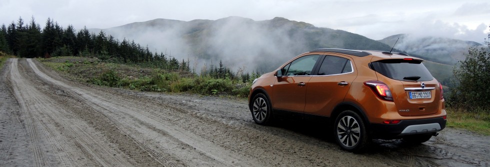 Férfiassággal hódítana az Opel Mokka X