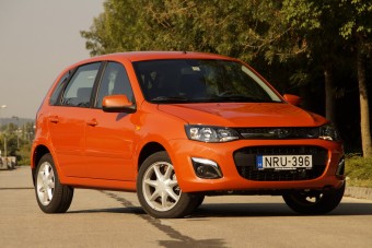 Na, milyen az új Lada szélvédő-fűtéssel és automata váltóval?