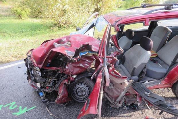 Megrázó fotókon az esztergomi halálos baleset