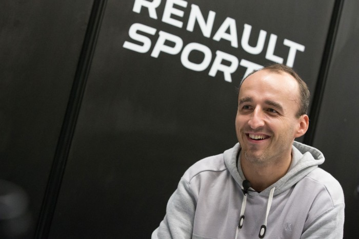 F1: Kubica a Renault-nál tesztelt