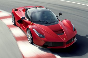 Mégis készül még egy LaFerrari, jótékonysági célra