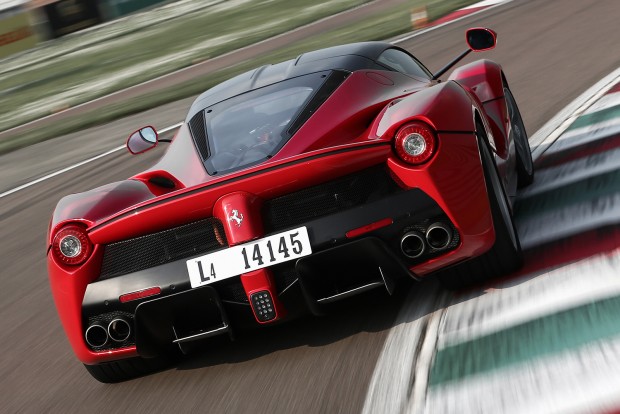 Mégis készül még egy LaFerrari, jótékonysági célra 1 | Vezess laferrari_7