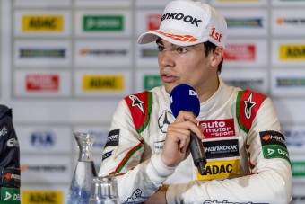 F1: A világbajnok kíváncsi a fizetős újoncra