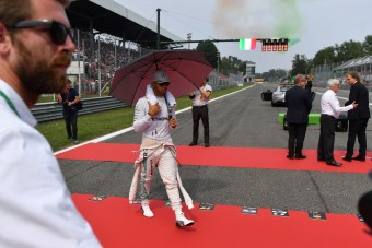 F1: Nem Hamilton hibája volt a pocsék rajt