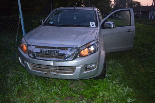 Lagziból hazafelé, ittasan, lopott autóval balesetezett