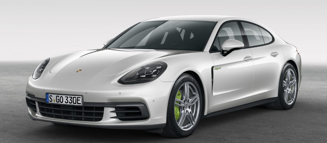 Visszatér a Porsche hibrid szedánja