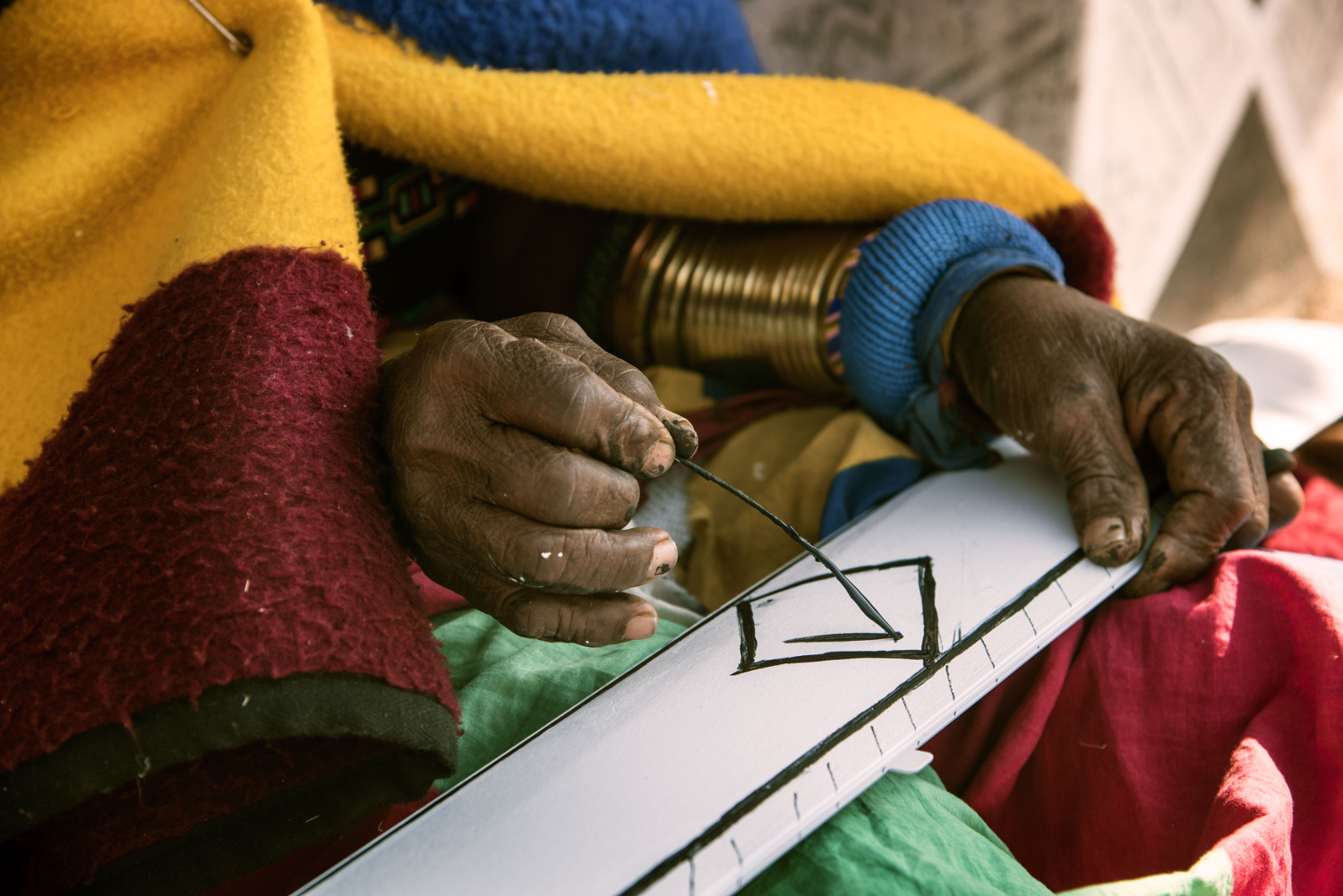 P90231748_highRes_esther-mahlangu-appl | Vezess | Vezess