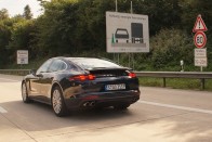 Érdekel, milyen a Panamera Turbo? Nézd meg a tajvani tévében! 109