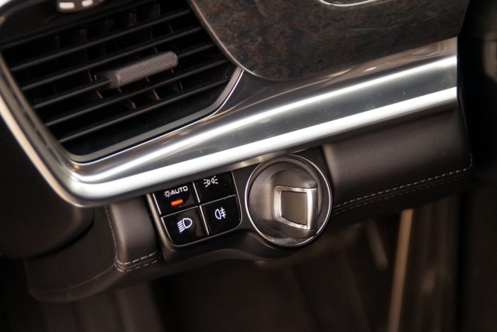 Érdekel, milyen a Panamera Turbo? Nézd meg a tajvani tévében! 148 Érdekel, milyen a Panamera Turbo? Nézd meg a tajvani tévében! 148