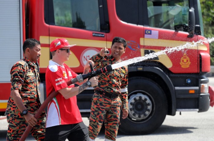 F1: Räikkönen tűzoltónak állt