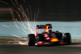 F1: Verstappen győzni indul Szingapúrba