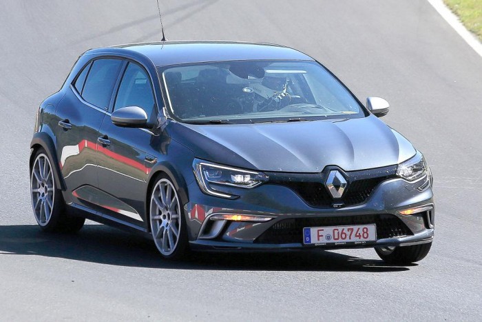 300 lóerő fölött az új Renault Mégane RS