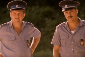 A nap videója: magyar rendőr vs. nyugdíjas