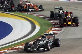 F1: A Mercinek nem is volt gondja a fékekkel