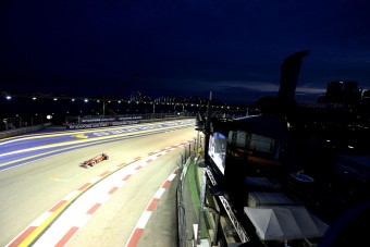 Szingapúr nem esik ki az F1-ből