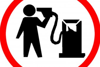 Még nagyobb adót vetnek ki a benzinre