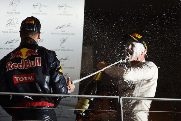 F1: Rosberg elmondta, miért lett szoros a vége