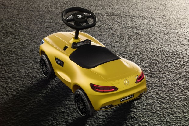 Mercedes-Benz AMG GT kisautó