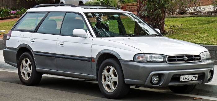 Top 10: A terepes kombi mindig menő 8 | Vezess 1998_Subaru_Outback